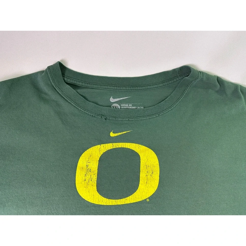 Nike Oregon Ducks Shirt 3XL Mens Green Distressed Graphic Tee NCAA College Sport